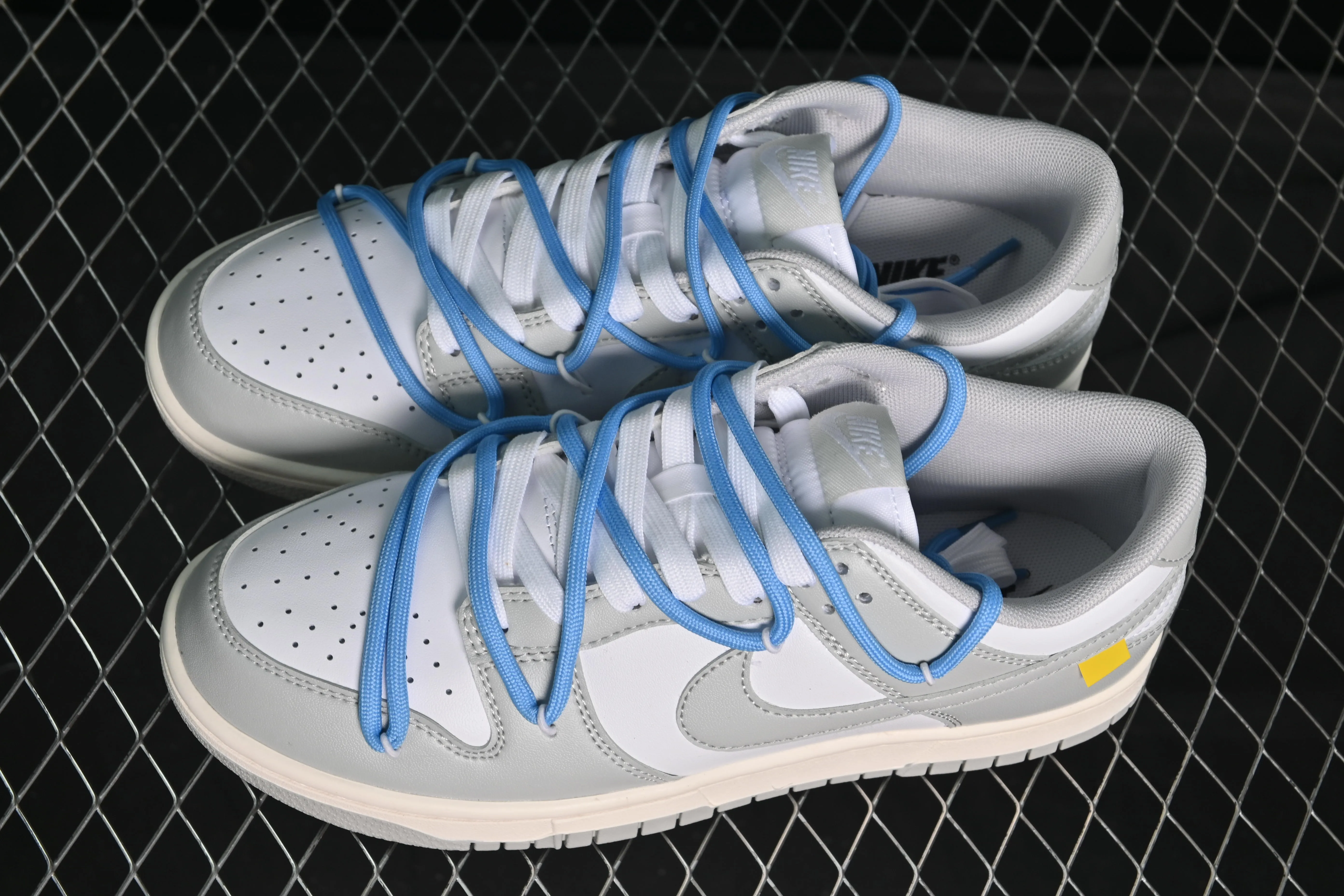 All categories Nk SB Dunk series Nk SB Dunk Low low-top sneakers Nike SB Dunk Low white gray strap low-top casual sneakers DD1391-100